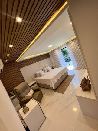 Imagem Casa com 6 Quartos à Venda, 600 m² em Itaipu - Niterói Imagem Casa com 6 Quartos à Venda, 600 m² em Itaipu - Niterói