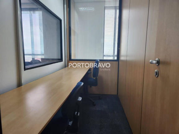 Imagem Sala Comercial para Alugar, 380 m² em Alphaville Empresarial - Barueri Imagem Sala Comercial para Alugar, 380 m² em Alphaville Empresarial - Barueri