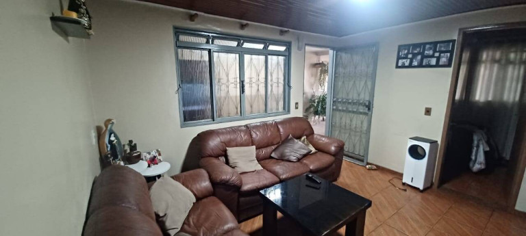 Imagem Casa com 6 Quartos à Venda, em Guará Ii - Brasília Imagem Casa com 6 Quartos à Venda, em Guará Ii - Brasília