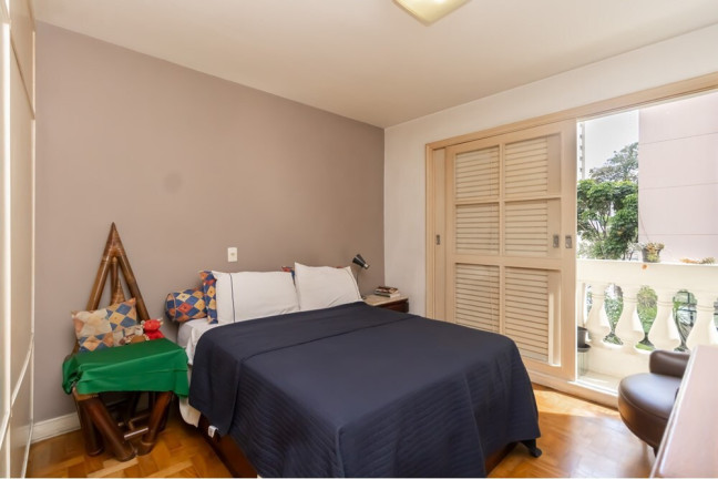 Imagem Imóvel com 3 Quartos à Venda, 126 m² em Moema - São Paulo Imagem Imóvel com 3 Quartos à Venda, 126 m² em Moema - São Paulo