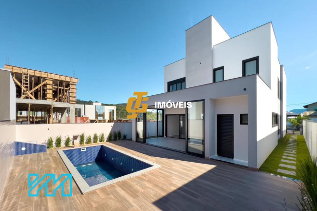 Imagem Casa com 4 Quartos à Venda, 286 m² em Caledônia - Camboriú Imagem Casa com 4 Quartos à Venda, 286 m² em Caledônia - Camboriú