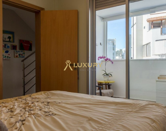 Imagem Imóvel com 4 Quartos à Venda, 260 m² em Cidade Jardim - Belo Horizonte Imagem Imóvel com 4 Quartos à Venda, 260 m² em Cidade Jardim - Belo Horizonte