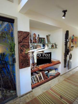 Imagem Casa com 6 Quartos à Venda, 280 m² em Manguinhos Imagem Casa com 6 Quartos à Venda, 280 m² em Manguinhos