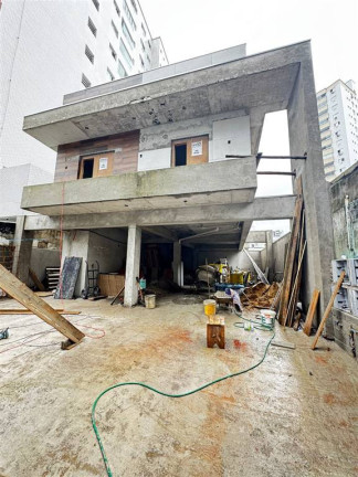 Sobrado com 2 Quartos à Venda, 63 m² em Guilhermina - Praia Grande
