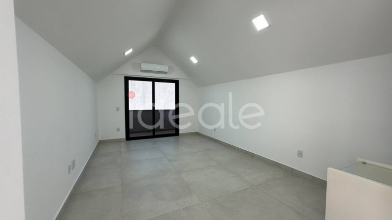 Imagem Casa de Condomínio com 4 Quartos para Alugar,  em Barra Da Tijuca - Rio De Janeiro