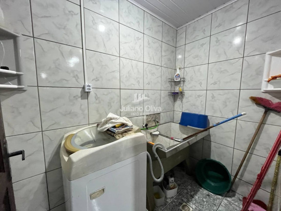 Imagem Casa com 3 Quartos à Venda, 184 m² em Barra Do Sai - Itapoá