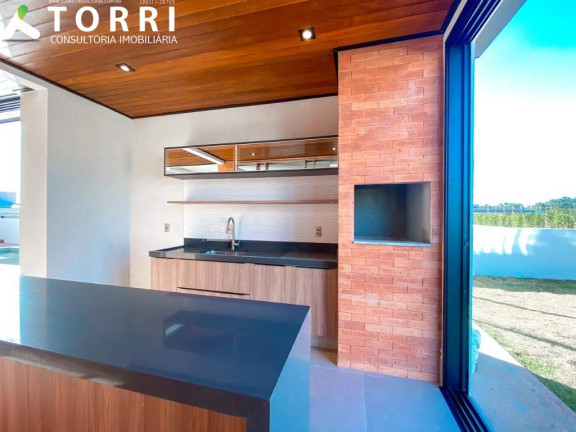 Imagem Imóvel com 3 Quartos à Venda, 330 m² em Condomínio Villas Do Golf - Itu Imagem Imóvel com 3 Quartos à Venda, 330 m² em Condomínio Villas Do Golf - Itu