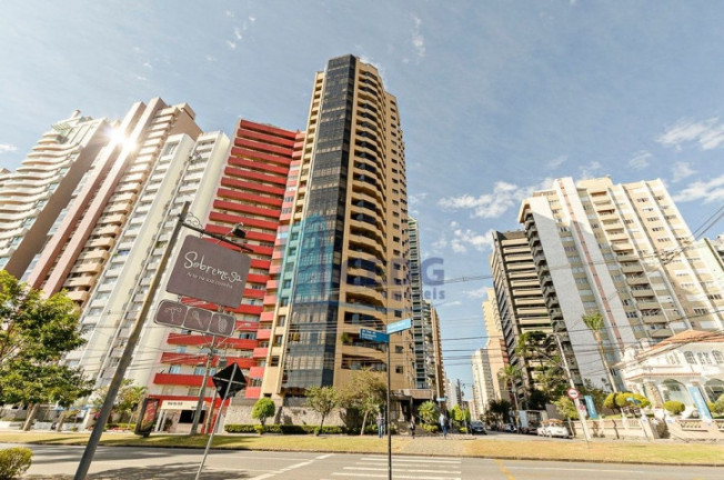 Imagem Apartamento com 4 Quartos à Venda, 302 m² em Batel - Curitiba Imagem Apartamento com 4 Quartos à Venda, 302 m² em Batel - Curitiba