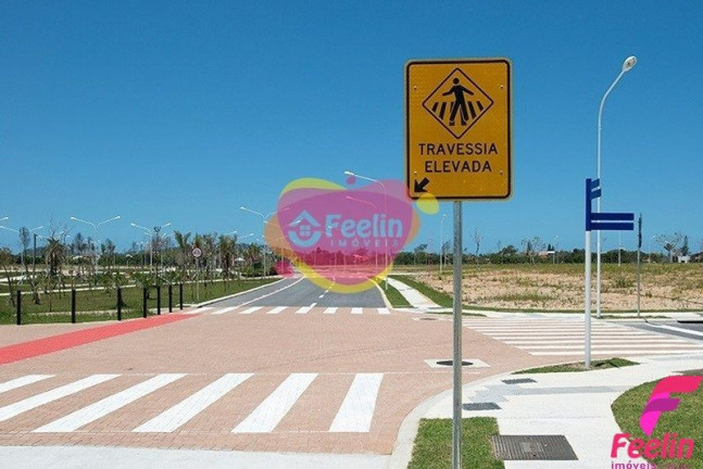Imagem Casa com 3 Quartos à Venda, 165 m² em Campeche - Florianópolis Imagem Casa com 3 Quartos à Venda, 165 m² em Campeche - Florianópolis