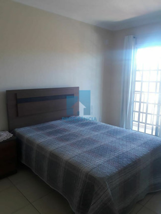 Imagem Sobrado com 4 Quartos à Venda, 209 m² em Uvaranas - Ponta Grossa Imagem Sobrado com 4 Quartos à Venda, 209 m² em Uvaranas - Ponta Grossa