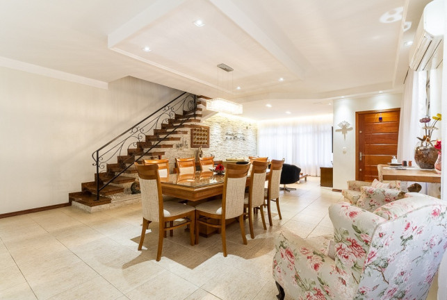 Imagem Casa com 4 Quartos à Venda, 275 m² em Bosque Da Saúde - São Paulo Imagem Casa com 4 Quartos à Venda, 275 m² em Bosque Da Saúde - São Paulo