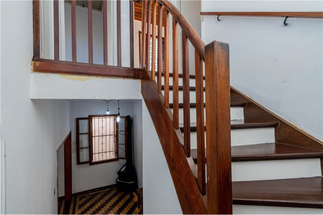 Imagem Casa com 3 Quartos à Venda, 211 m² em Menino Deus - Porto Alegre Imagem Casa com 3 Quartos à Venda, 211 m² em Menino Deus - Porto Alegre