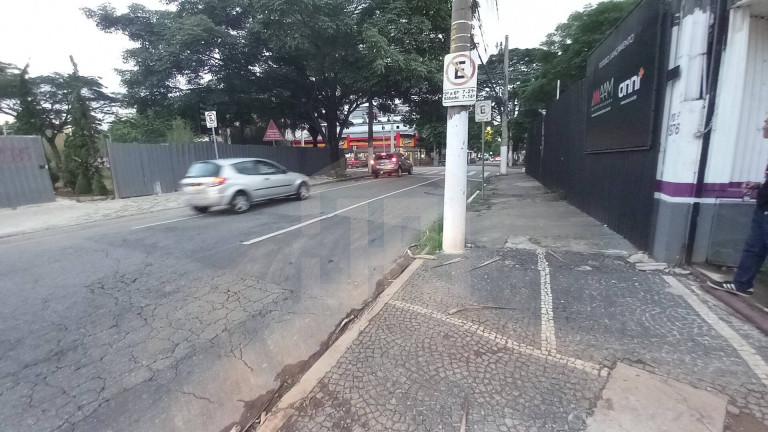 Imagem Apartamento com 3 Quartos à Venda, 121 m² em Moema - São Paulo Imagem Apartamento com 3 Quartos à Venda, 121 m² em Moema - São Paulo