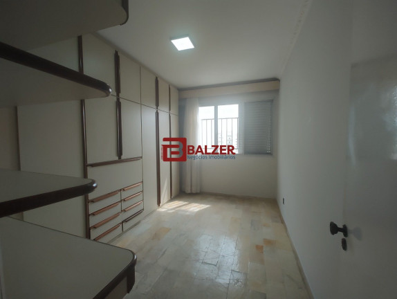 Imagem Apartamento com 3 Quartos à Venda, 190 m² em Centro - Florianópolis Imagem Apartamento com 3 Quartos à Venda, 190 m² em Centro - Florianópolis