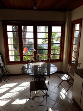 Imagem Casa com 3 Quartos à Venda, 210 m² em Jardim Morumbi, Centro - Florianópolis