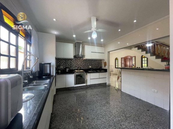 Imagem Casa com 4 Quartos à Venda, 389 m² em Jardim Albamar - Guarujá