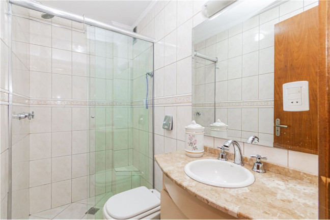 Imagem Apartamento com 3 Quartos à Venda, 83 m² em Menino Deus - Porto Alegre Imagem Apartamento com 3 Quartos à Venda, 83 m² em Menino Deus - Porto Alegre