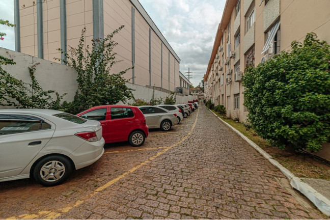 Imagem Apartamento com 4 Quartos à Venda, 75 m² em Passo Da Areia - Porto Alegre Imagem Apartamento com 4 Quartos à Venda, 75 m² em Passo Da Areia - Porto Alegre