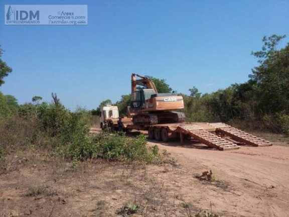 Imagem Chácara à Venda, 300.000.000 m² em Centro - Luciára