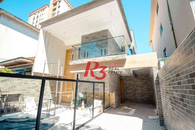 Casa com 3 Quartos à Venda, 236 m² em Embaré - Santos
