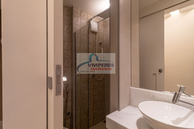 Imagem Apartamento com 1 Quarto à Venda, 65 m² em Copacabana - Rio De Janeiro