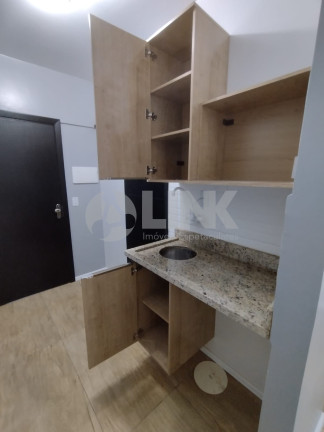 Imagem Apartamento com 1 Quarto à Venda, 18 m² em Centro Histórico - Porto Alegre Imagem Apartamento com 1 Quarto à Venda, 18 m² em Centro Histórico - Porto Alegre
