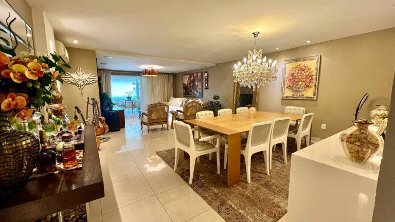 Imagem Apartamento com 3 Quartos à Venda, 222 m² em Embaré - Santos Imagem Apartamento com 3 Quartos à Venda, 222 m² em Embaré - Santos
