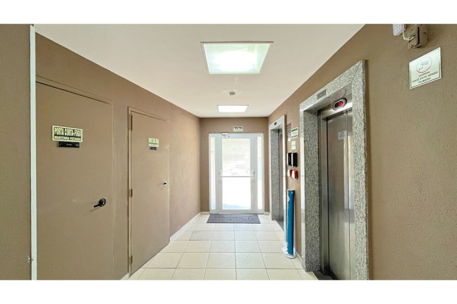 Imagem Apartamento com 2 Quartos à Venda, 50 m² em Azenha - Porto Alegre Imagem Apartamento com 2 Quartos à Venda, 50 m² em Azenha - Porto Alegre