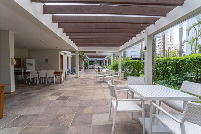 Imagem Apartamento com 3 Quartos à Venda, 106 m² em Passo Da Areia - Porto Alegre
