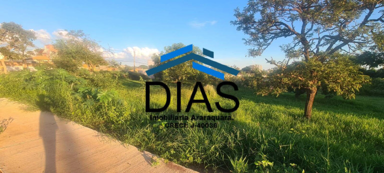 Imagem Terreno à Venda, 460 m² em Cidade Jardim - Araraquara Imagem Terreno à Venda, 460 m² em Cidade Jardim - Araraquara