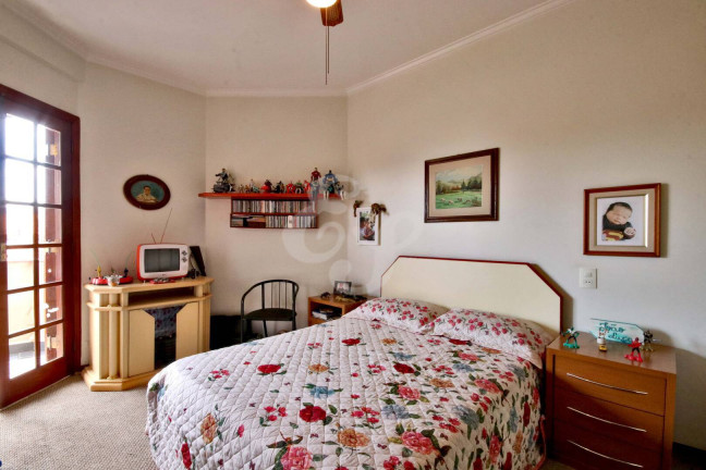 Imagem Casa de Condomínio com 4 Quartos à Venda, 400 m² em Alphaville - Barueri Imagem Casa de Condomínio com 4 Quartos à Venda, 400 m² em Alphaville - Barueri
