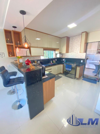Imagem Casa com 5 Quartos à Venda, 526 m² em Santa Mônica - Guarapari