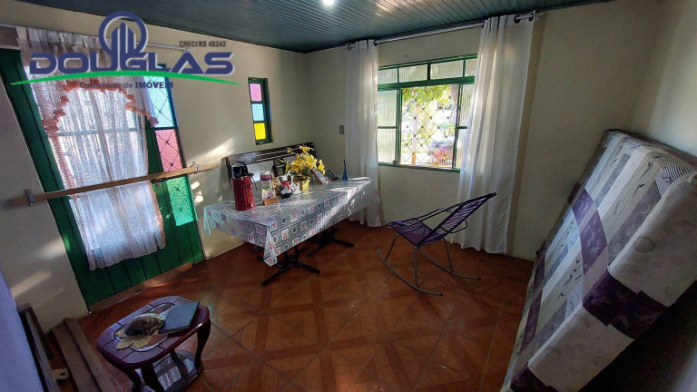 Imagem Casa com 2 Quartos à Venda, 800 m² em Viamão Imagem Casa com 2 Quartos à Venda, 800 m² em Viamão