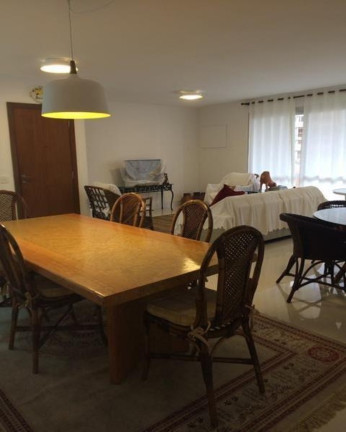 Imagem Apartamento com 3 Quartos à Venda, 180 m² em Pitangueiras - Guarujá