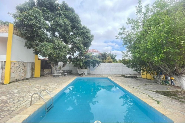 Imagem Casa com 3 Quartos à Venda, 400 m² em Irará - Irará Imagem Casa com 3 Quartos à Venda, 400 m² em Irará - Irará