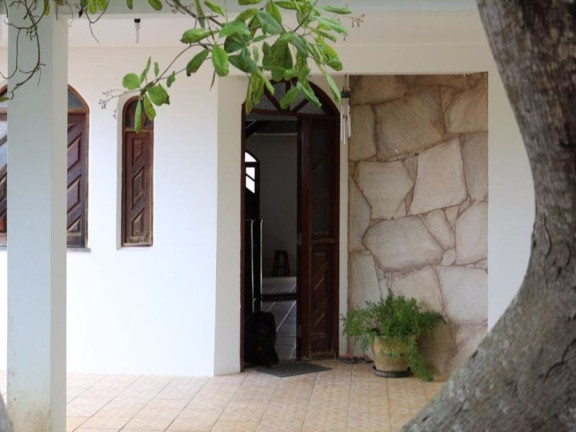 Imagem Casa com 5 Quartos à Venda, 220 m² em Barra Do Jacuípe - Camaçari Imagem Casa com 5 Quartos à Venda, 220 m² em Barra Do Jacuípe - Camaçari
