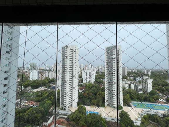 Imóvel com 4 Quartos à Venda, 226 m² em Casa Forte - Recife