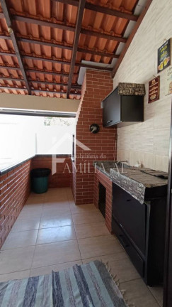 Imagem Casa com 3 Quartos à Venda, em Boehmerwald - Joinville Imagem Casa com 3 Quartos à Venda, em Boehmerwald - Joinville
