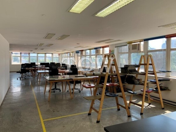 Sala Comercial à Venda, 448 m² em Pinheiros - São Paulo