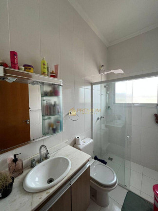 Imagem Casa com 3 Quartos à Venda, 430 m² em Villa Branca - Jacareí