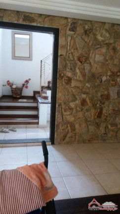 Imagem Casa de Condomínio com 3 Quartos à Venda, 480 m² em Condomínio Lagoinha - Jacareí Imagem Casa de Condomínio com 3 Quartos à Venda, 480 m² em Condomínio Lagoinha - Jacareí
