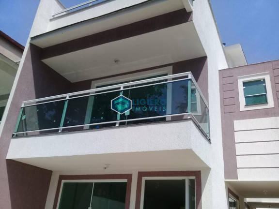 Casa com 5 Quartos à Venda,  em São Francisco - Niterói