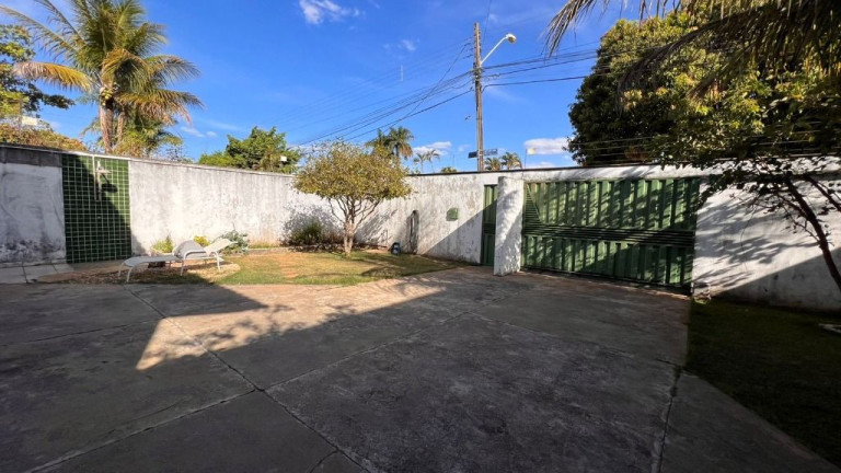 Imagem Sobrado com 3 Quartos à Venda, 316 m² em Setor Jaó - Goiânia Imagem Sobrado com 3 Quartos à Venda, 316 m² em Setor Jaó - Goiânia