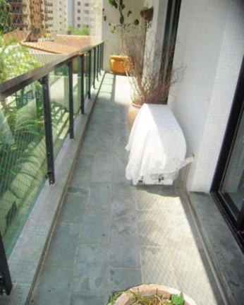 Imagem Apartamento com 3 Quartos à Venda, 182 m² em Pitangueiras - Guarujá