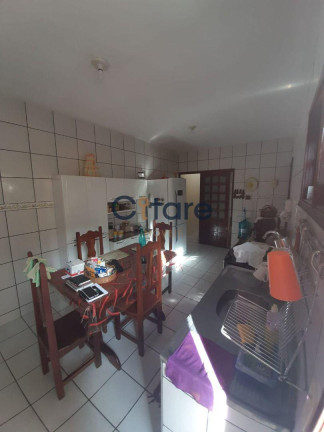Imagem Casa com 4 Quartos à Venda, 157 m² em Serrinha - Fortaleza Imagem Casa com 4 Quartos à Venda, 157 m² em Serrinha - Fortaleza