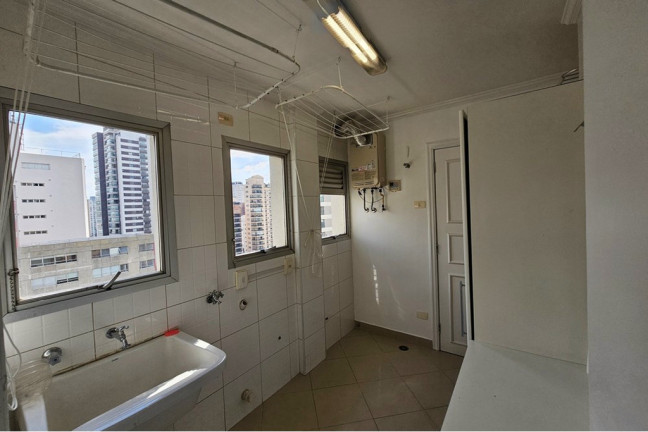 Imagem Imóvel com 3 Quartos à Venda, 200 m² em Moema - São Paulo Imagem Imóvel com 3 Quartos à Venda, 200 m² em Moema - São Paulo