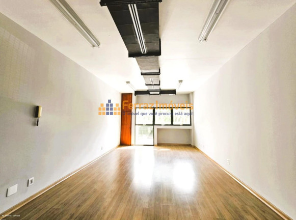 Imagem Sala Comercial à Venda, 37 m² em Moinhos De Vento - Porto Alegre Imagem Sala Comercial à Venda, 37 m² em Moinhos De Vento - Porto Alegre