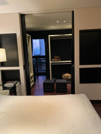 Imagem Flat com 2 Quartos para Alugar, 120 m² em Indianópolis - São Paulo Imagem Flat com 2 Quartos para Alugar, 120 m² em Indianópolis - São Paulo