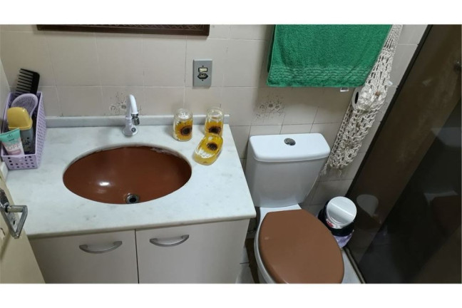 Imagem Apartamento com 2 Quartos à Venda, 55 m² em Santo Antônio - Porto Alegre Imagem Apartamento com 2 Quartos à Venda, 55 m² em Santo Antônio - Porto Alegre
