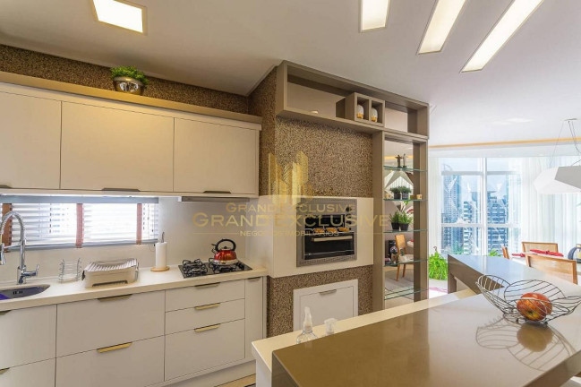 Imagem Apartamento com 3 Quartos à Venda, 128 m² em Centro - Balneário Camboriú Imagem Apartamento com 3 Quartos à Venda, 128 m² em Centro - Balneário Camboriú